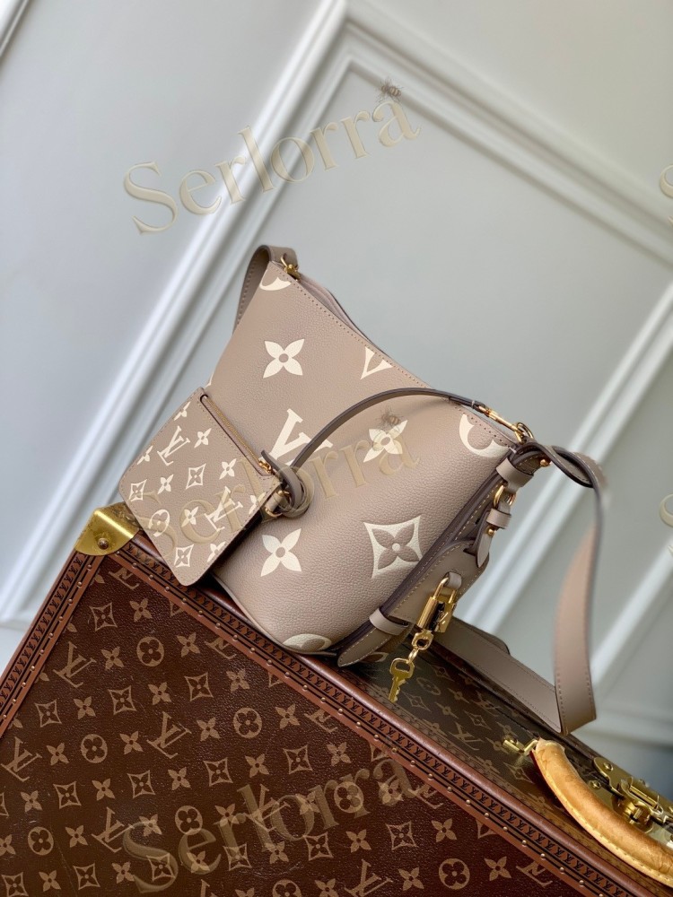 LOUIS VUITTON ALL IN BB