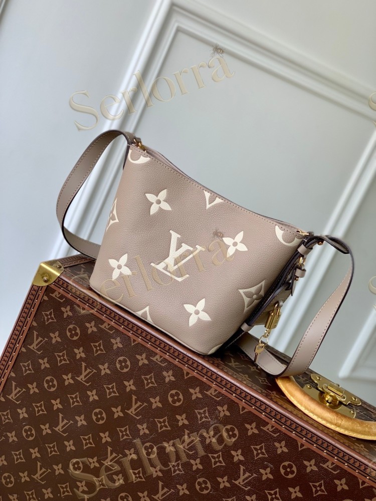 LOUIS VUITTON ALL IN BB