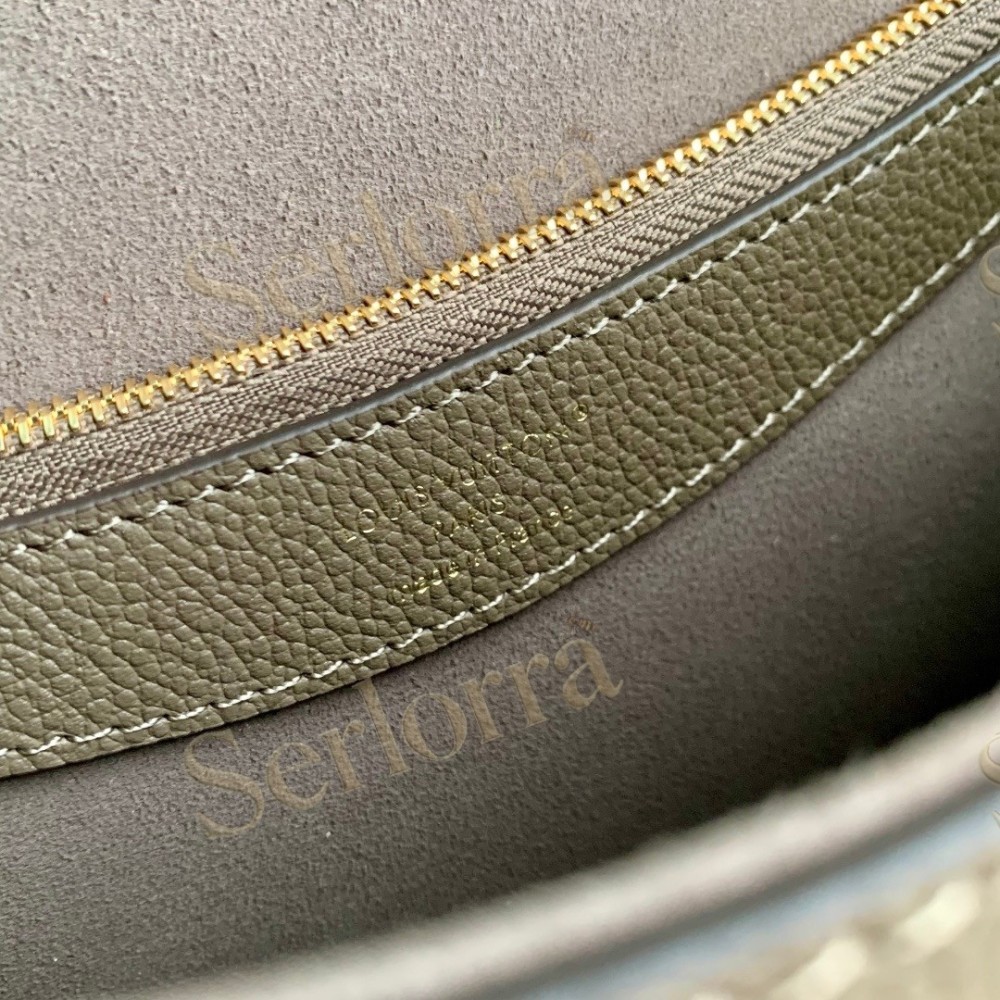 LOUIS VUITTON DIANE