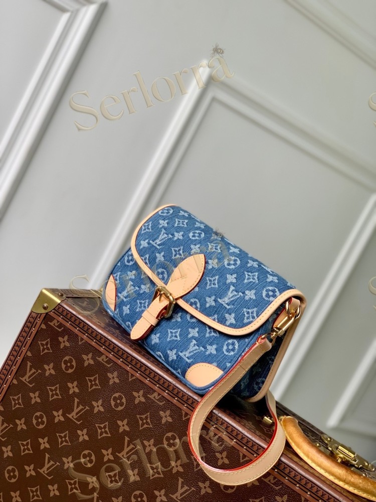 LOUIS VUITTON DIANE BAG