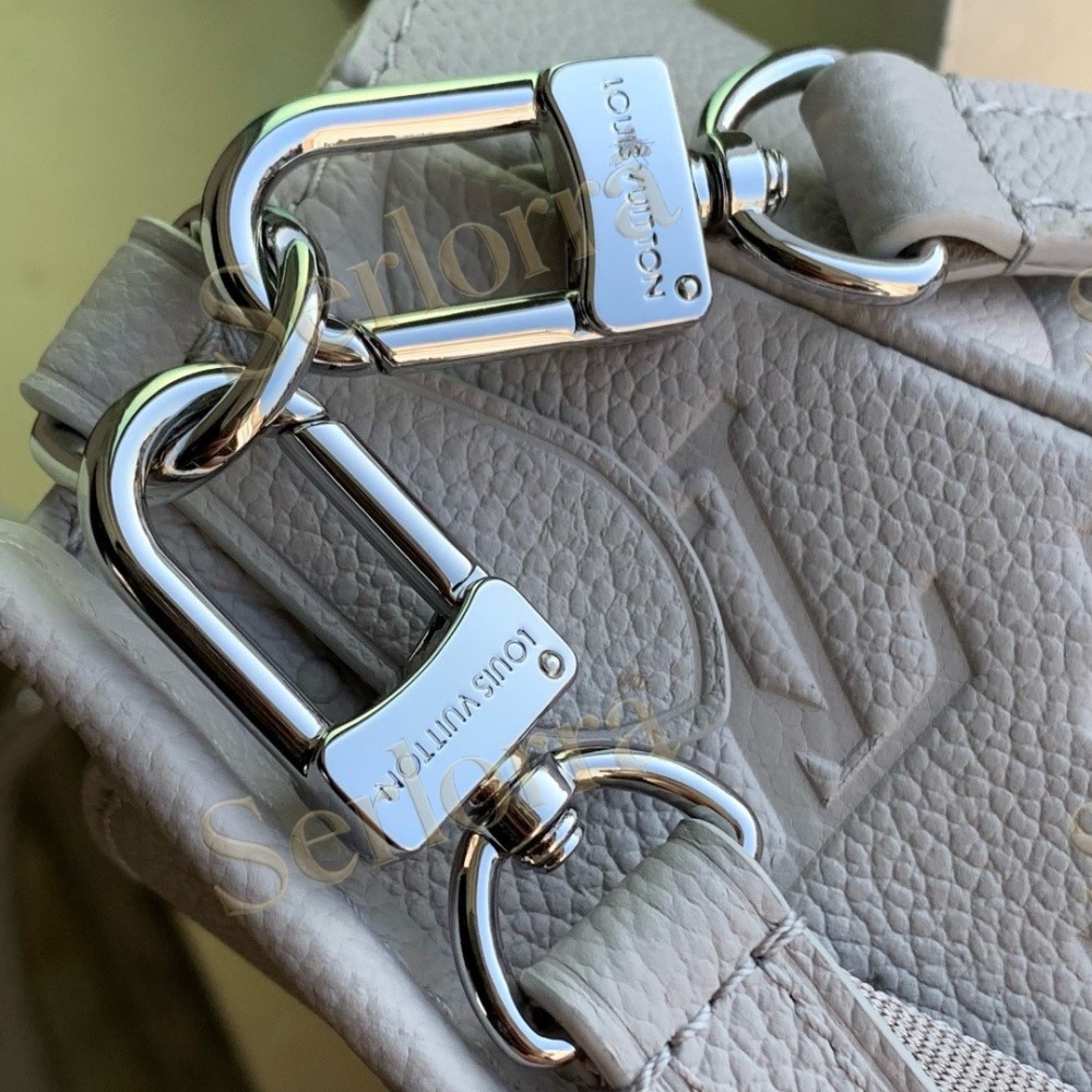 LOUIS VUITTON DIANE