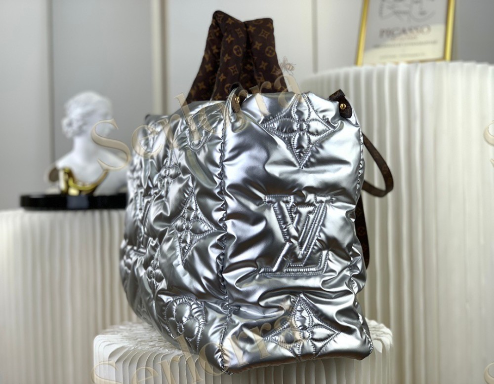 LOUIS VUITTON ONTHEGO GM