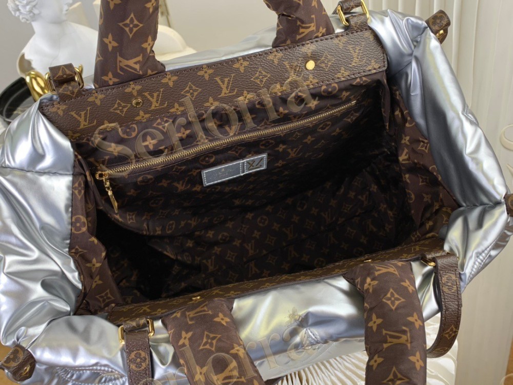 LOUIS VUITTON ONTHEGO GM