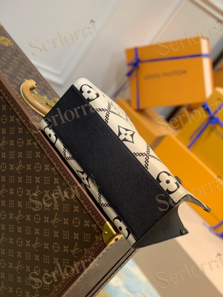 LOUIS VUITTON ONTHEGO MM