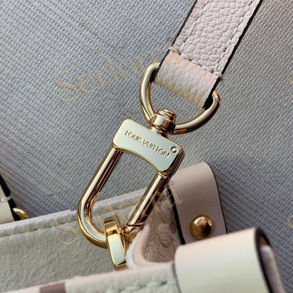 LOUIS VUITTON ONTHEGO PM