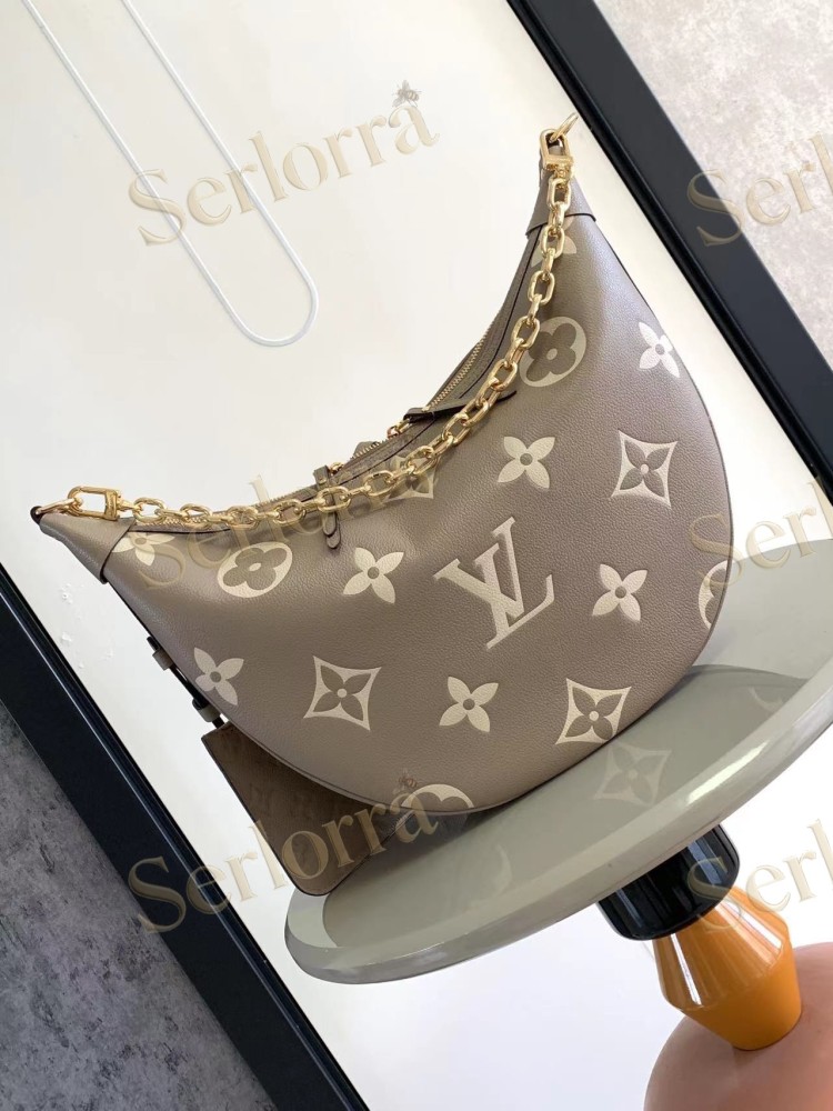 LOUIS VUITTON LOOP HOBO