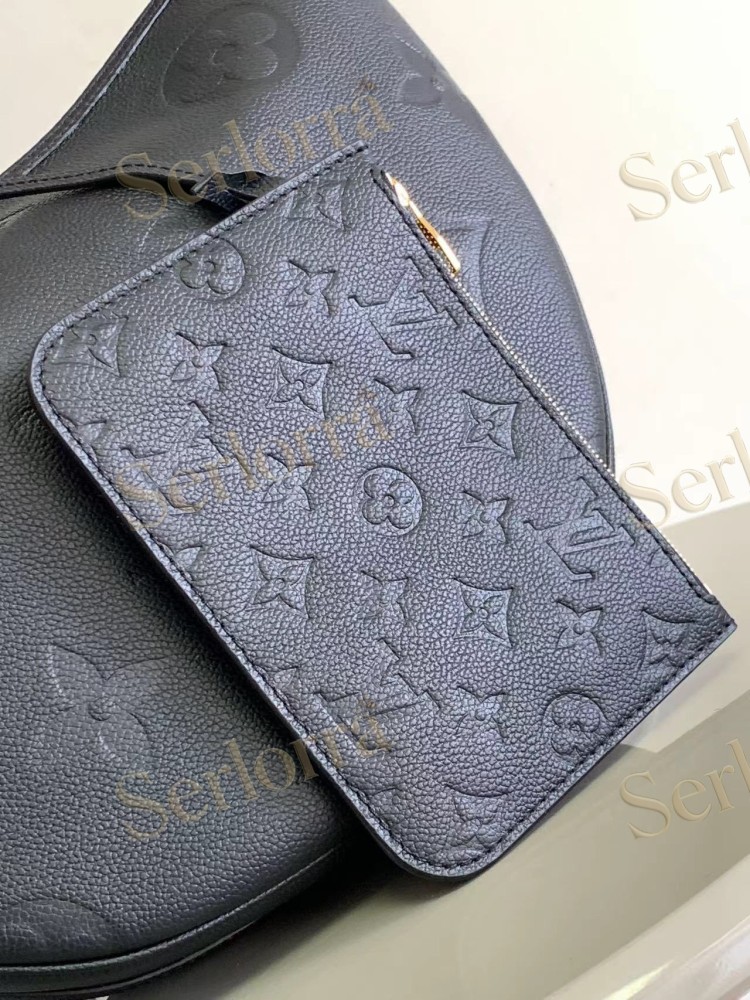 LOUIS VUITTON LOOP HOBO