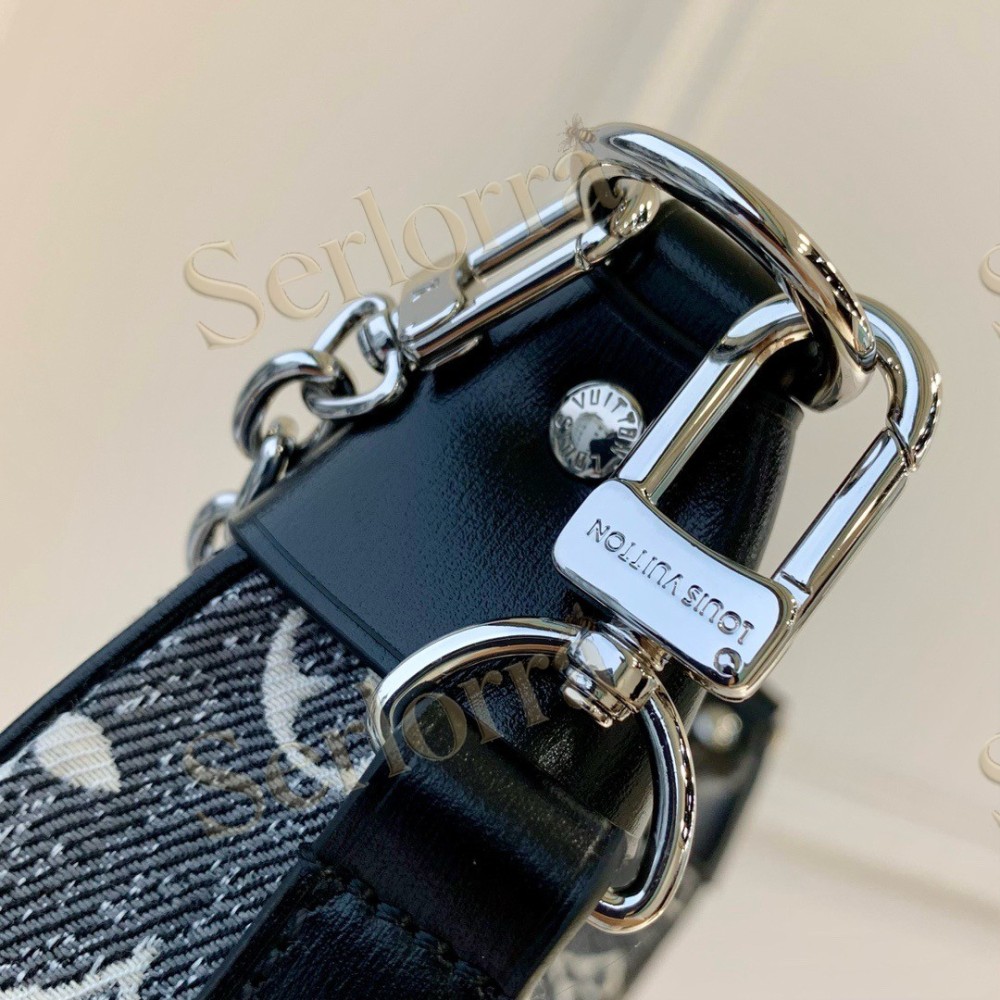 LOUIS VUITTON DENIM LOOP