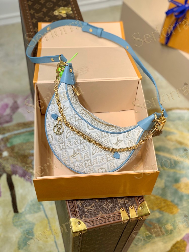 LOUIS VUITTON LOOP