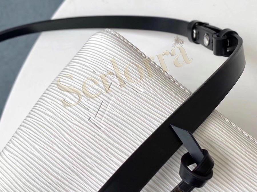 LOUIS VUITTON NÉONOÉ BB