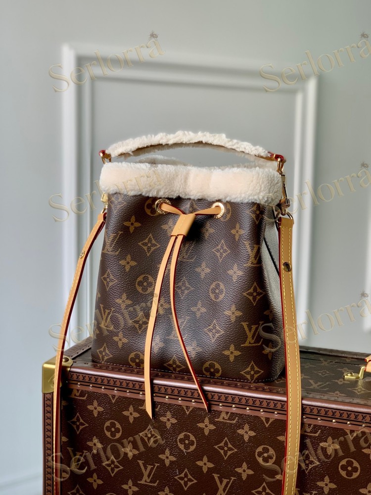 LOUIS VUITTON NÉONOÉ BUCKET BAG BB
