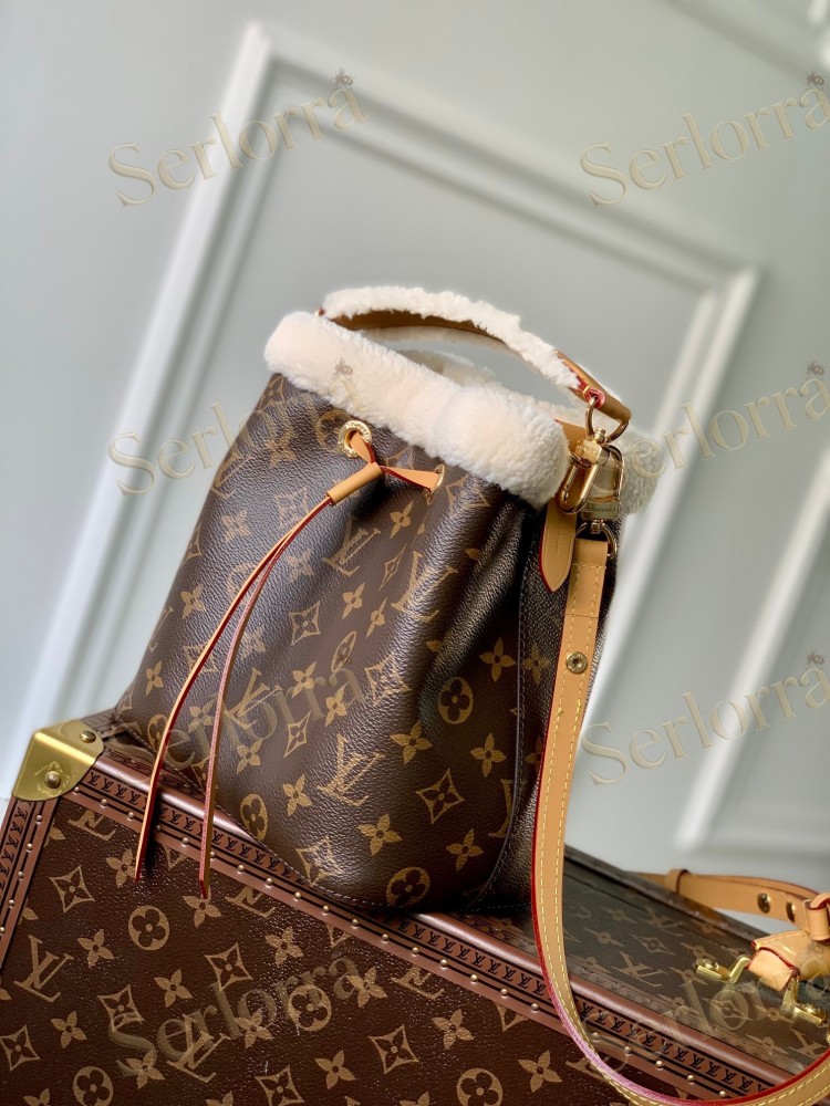 LOUIS VUITTON NÉONOÉ BUCKET BAG BB