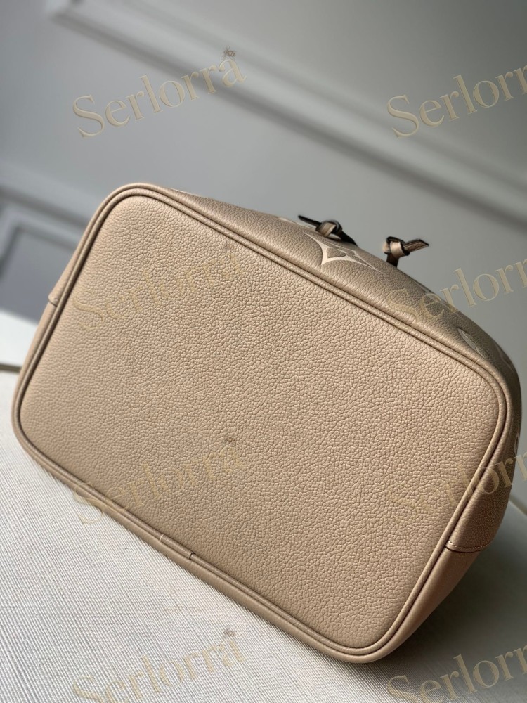 LOUIS VUITTON NÉONOÉ BUCKET BAG MM