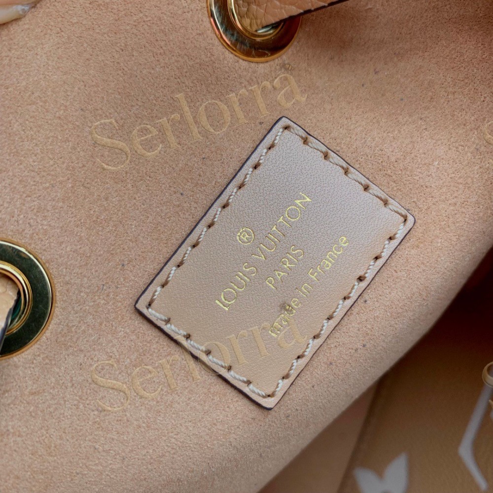 LOUIS VUITTON NÉONOÉ MM