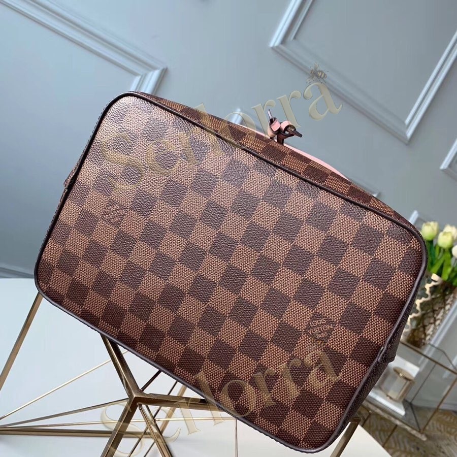 LOUIS VUITTON NÉONOÉ MM