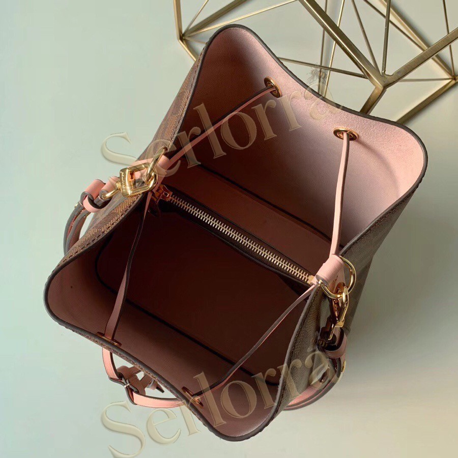 LOUIS VUITTON NÉONOÉ MM