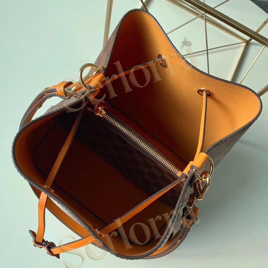 LOUIS VUITTON NÉONOÉ MM