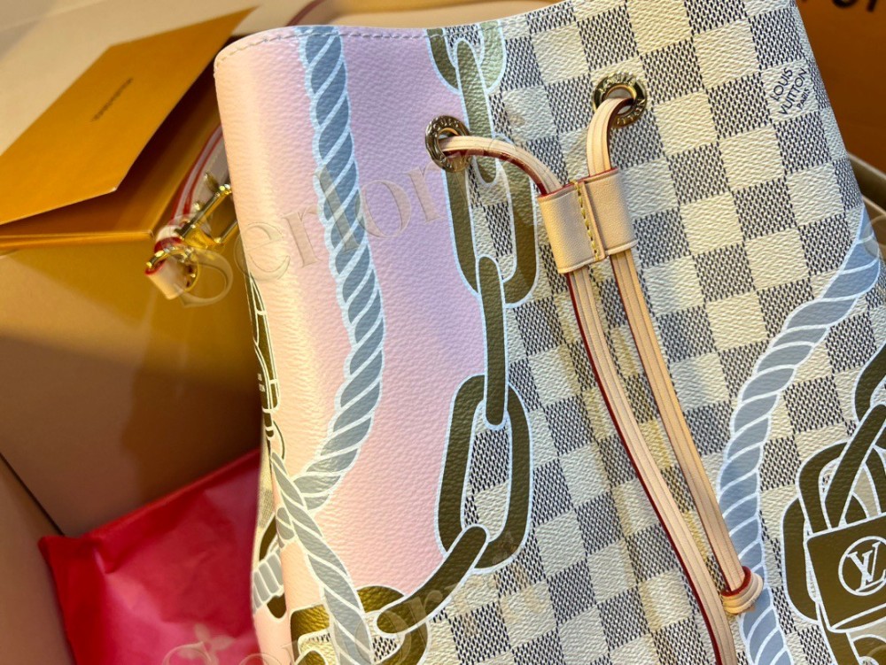 LOUIS VUITTON NÉONOÉ MM