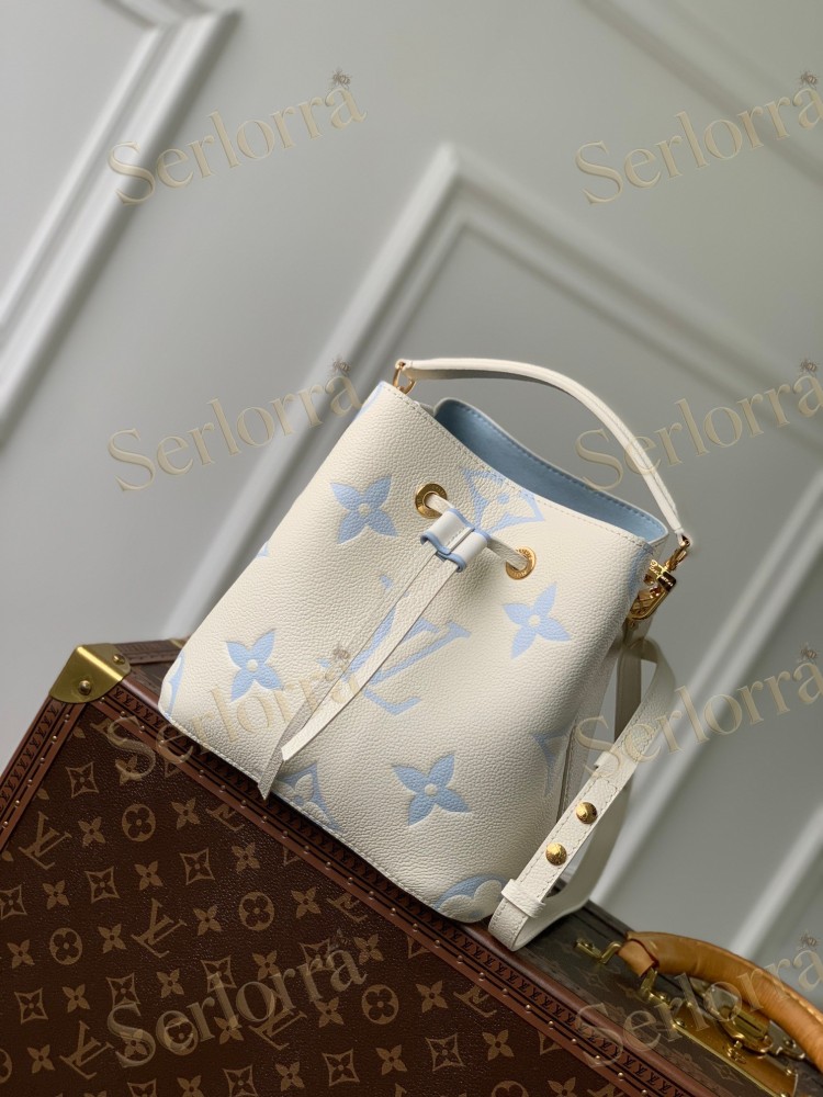 LOUIS VUITTON NÉONOÉ BB