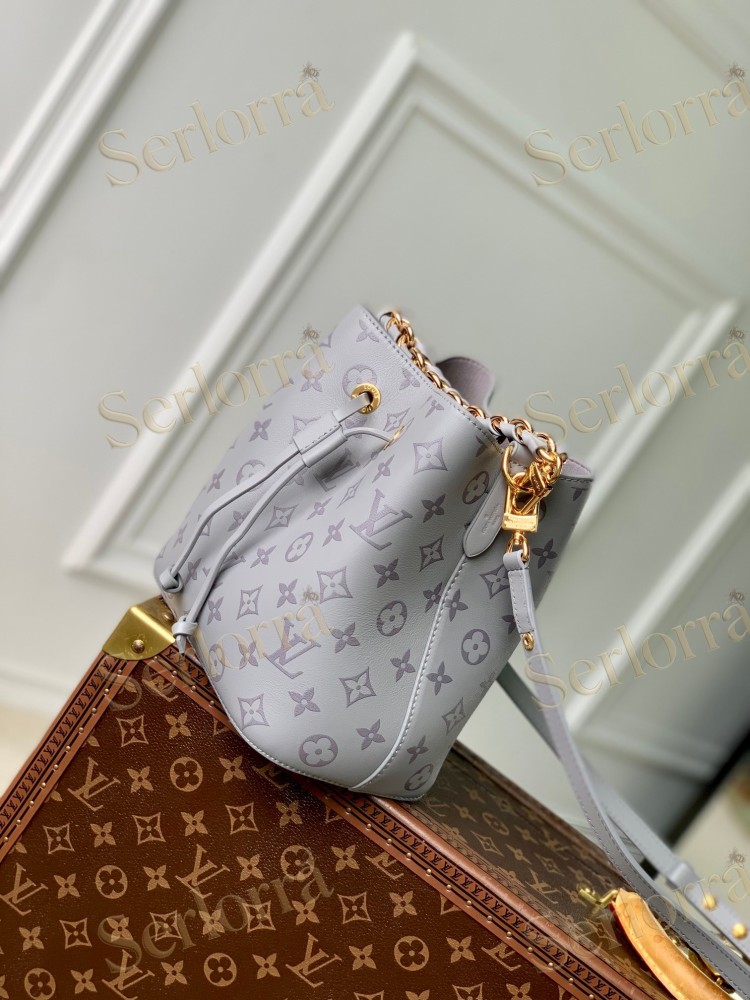 LOUIS VUITTON NÉONOÉ BB