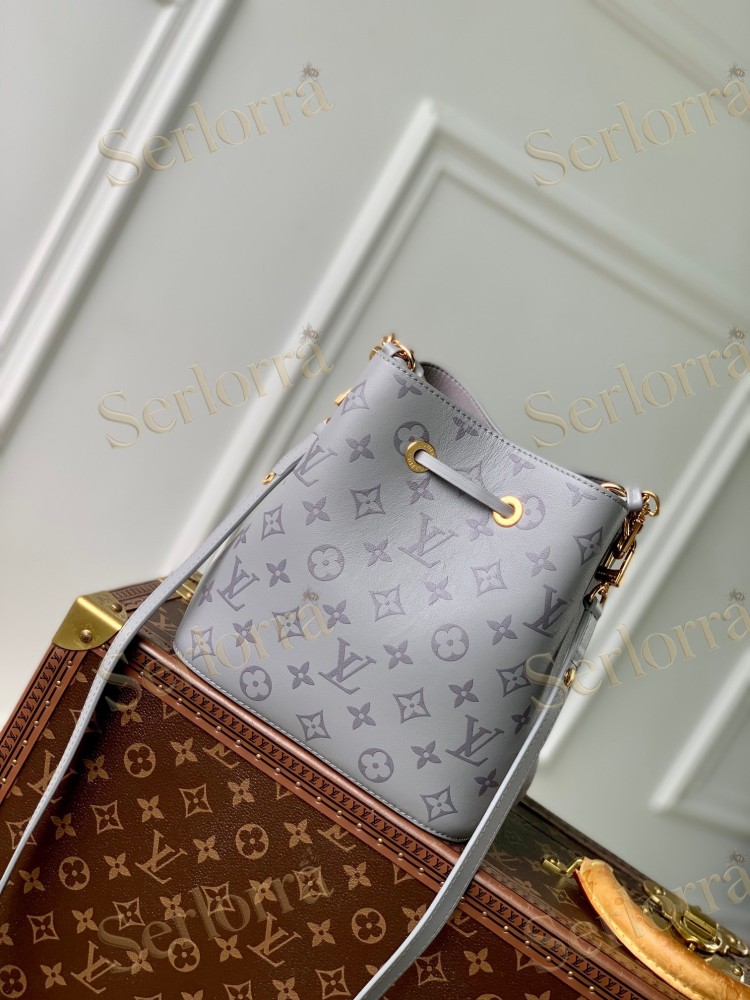 LOUIS VUITTON NÉONOÉ BB