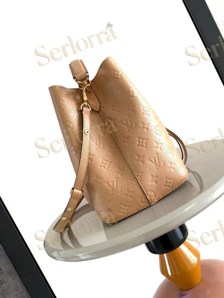 LOUIS VUITTON NÉONOÉ MM