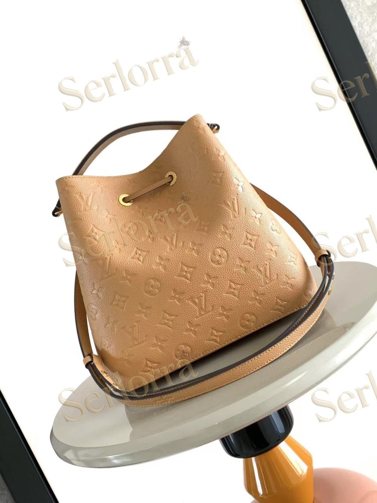 LOUIS VUITTON NÉONOÉ MM