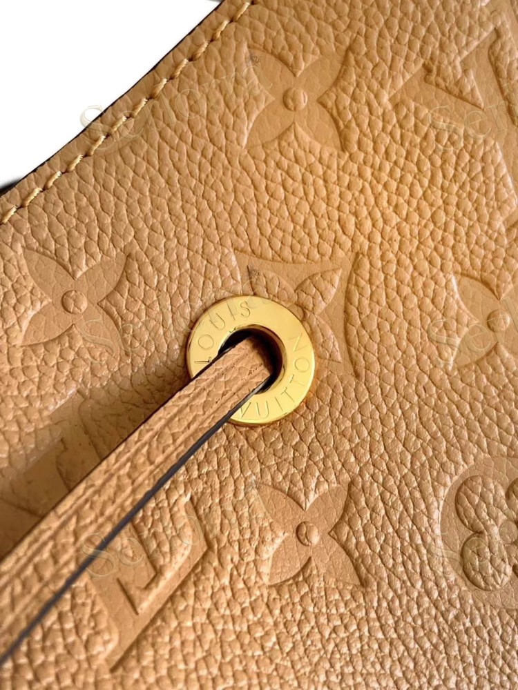 LOUIS VUITTON NÉONOÉ MM