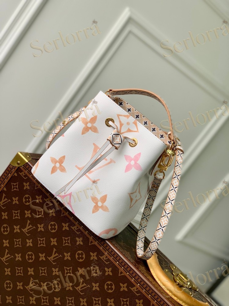 LOUIS VUITTON NEONOE BB BEIGE