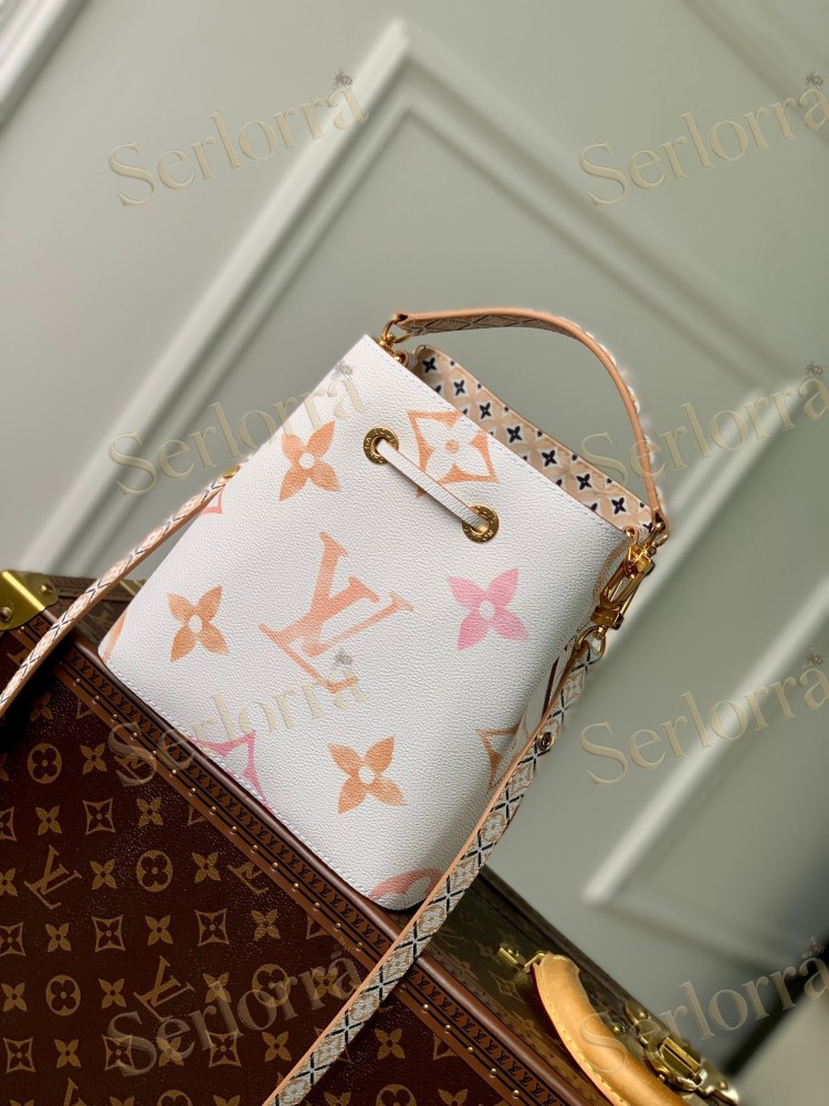 LOUIS VUITTON NEONOE BB BEIGE