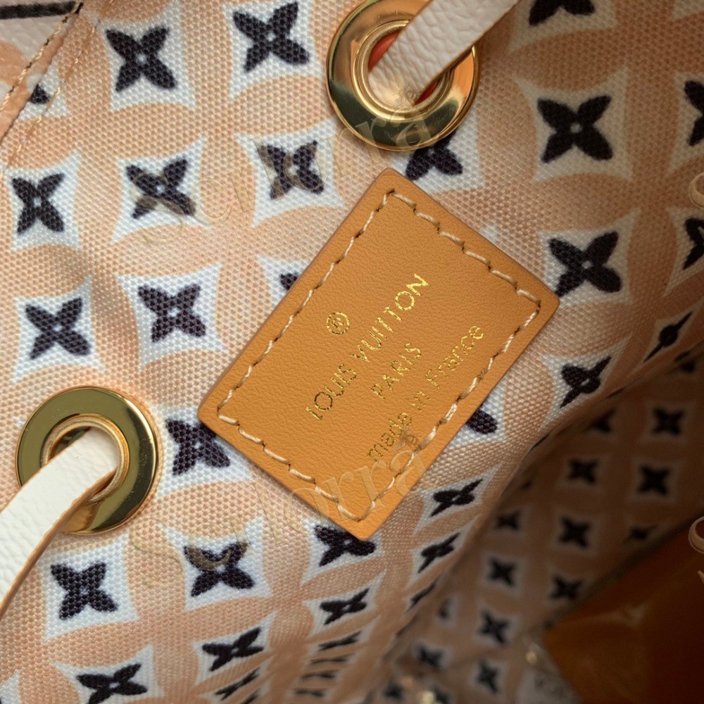 LOUIS VUITTON NEONOE BB BEIGE