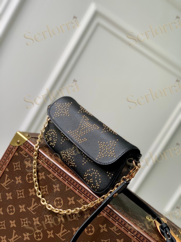 LOUIS VUITTON WALLET ON CHAIN IVY