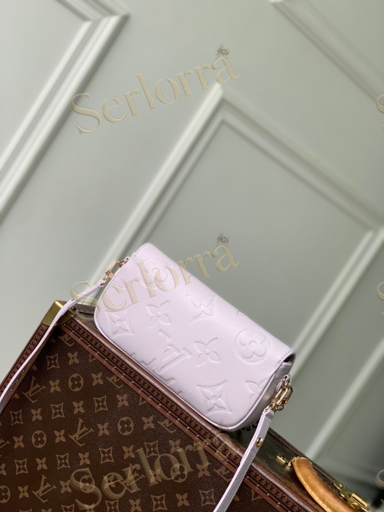 LOUIS VUITTON WALLET ON CHAIN IVY