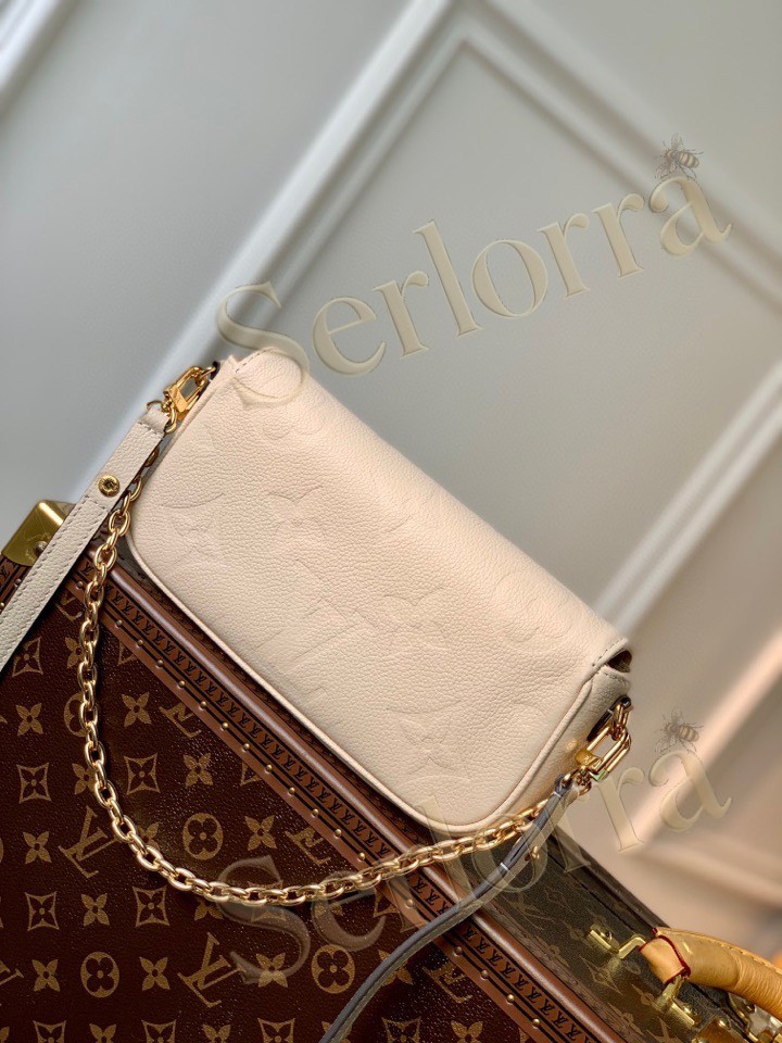 LOUIS VUITTON WALLET ON CHAIN IVY