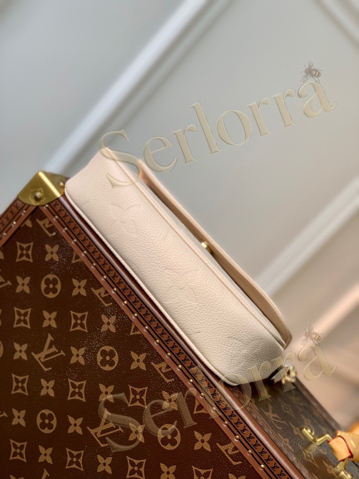 LOUIS VUITTON WALLET ON CHAIN IVY