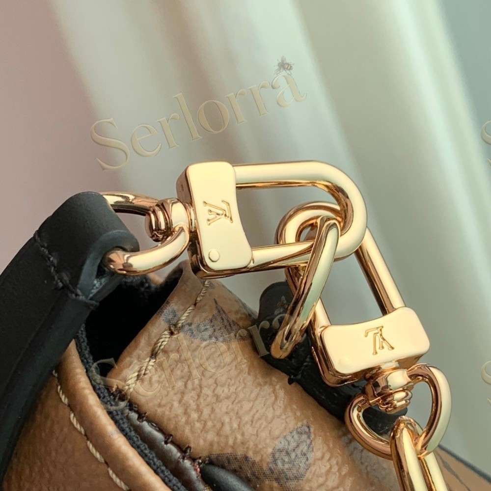 LOUIS VUITTON WALLET ON CHAIN IVY