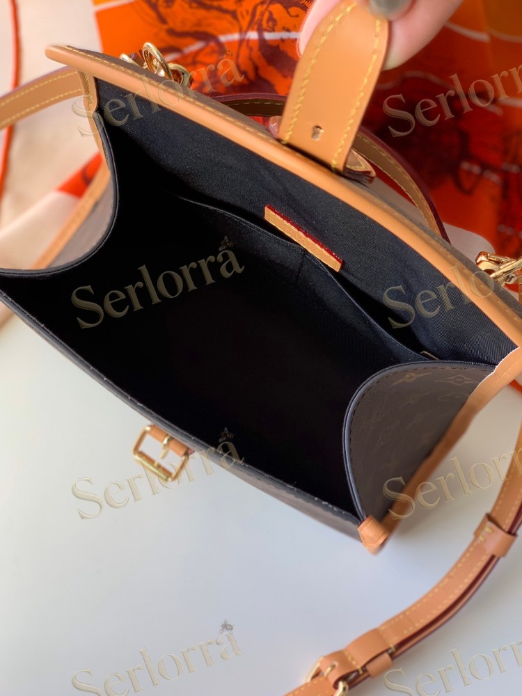 LOUIS VUITTON IVY HANDBAG MONOGRAM CANVAS