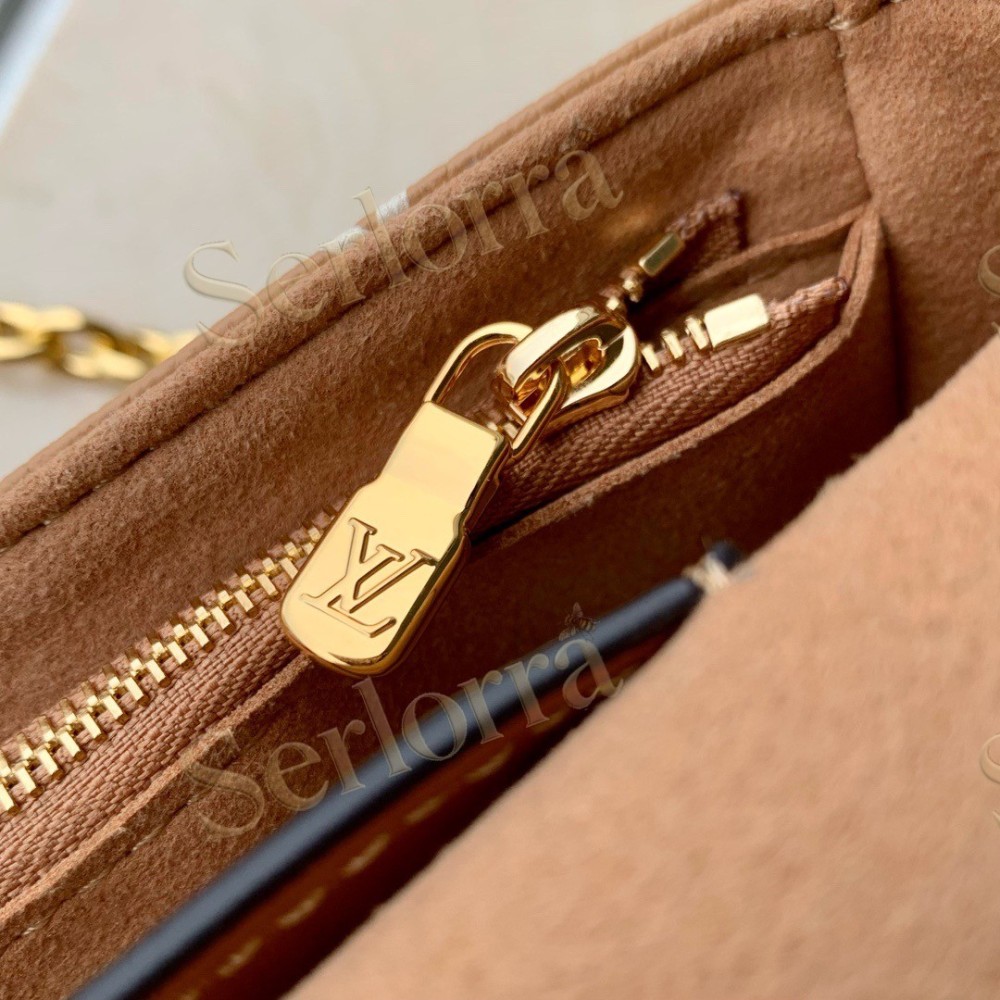 LOUIS VUITTON WALLET ON CHAIN IVY