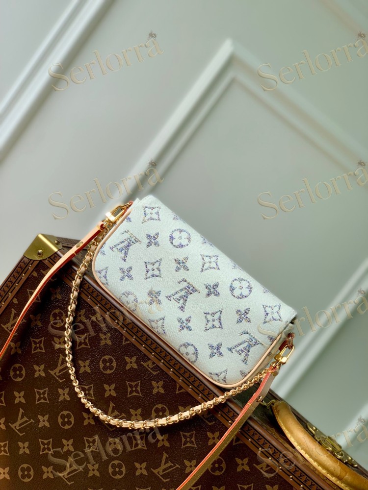 LOUIS VUITTON WALLET ON CHAIN IVY