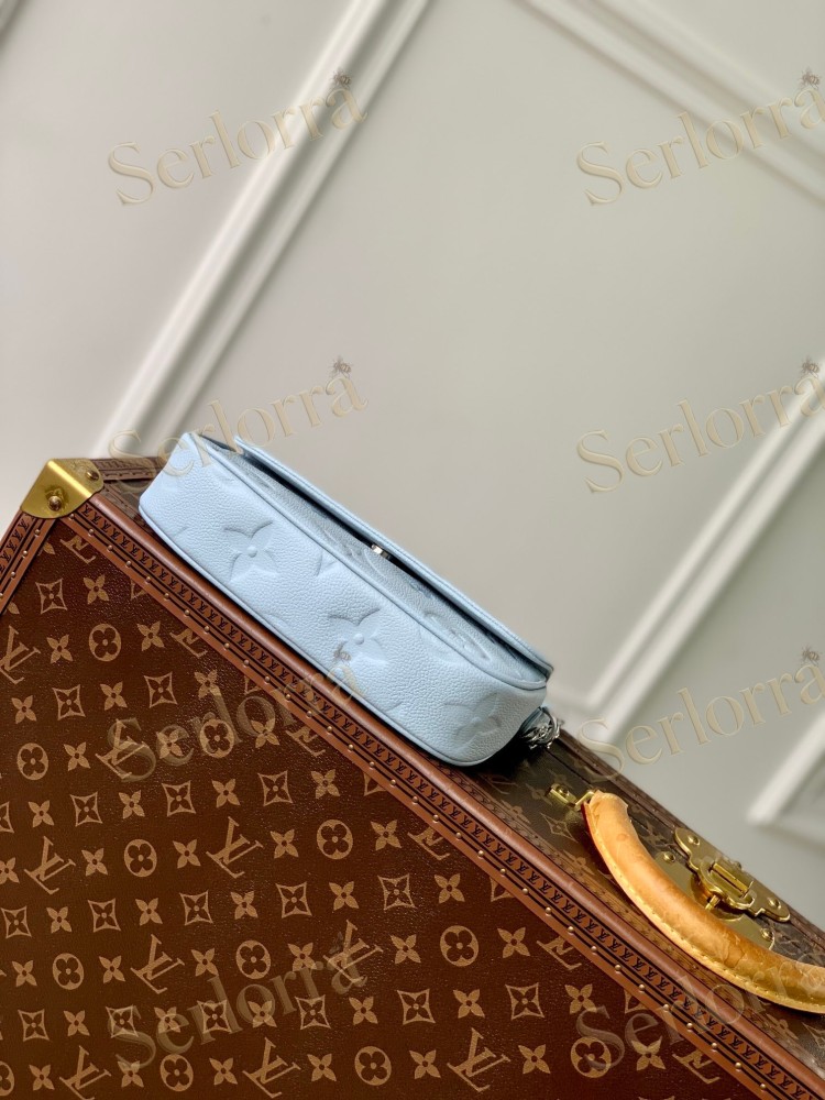 LOUIS VUITTON WALLET ON CHAIN IVY