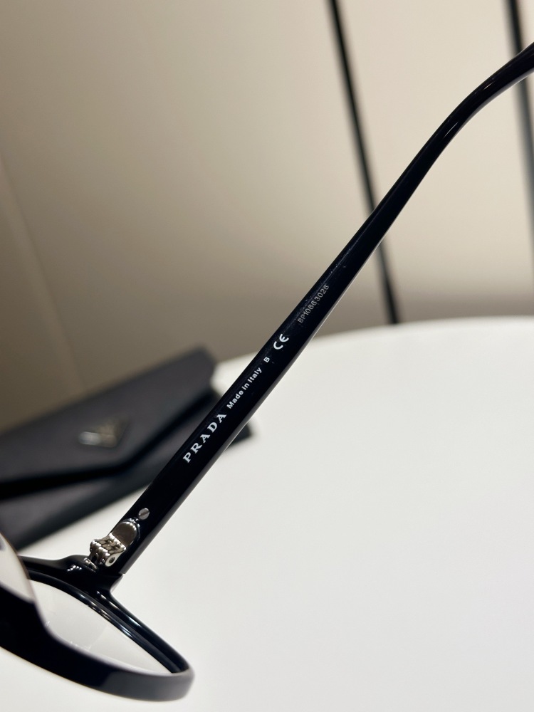 PRADA SUNGLASSES