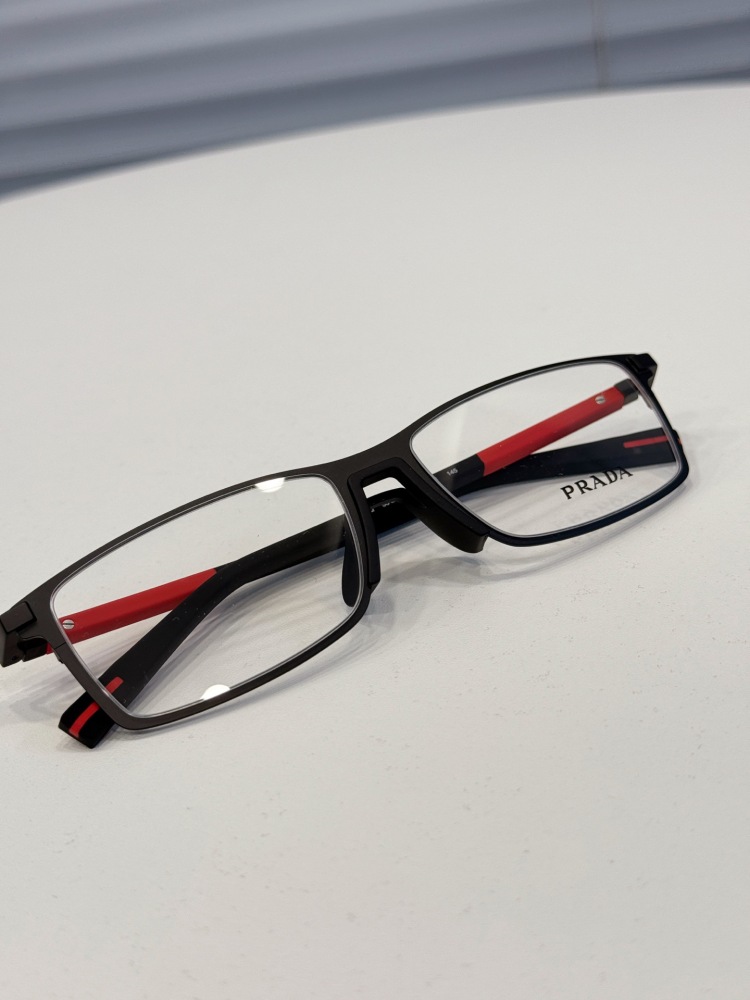 PRADA SUNGLASSES