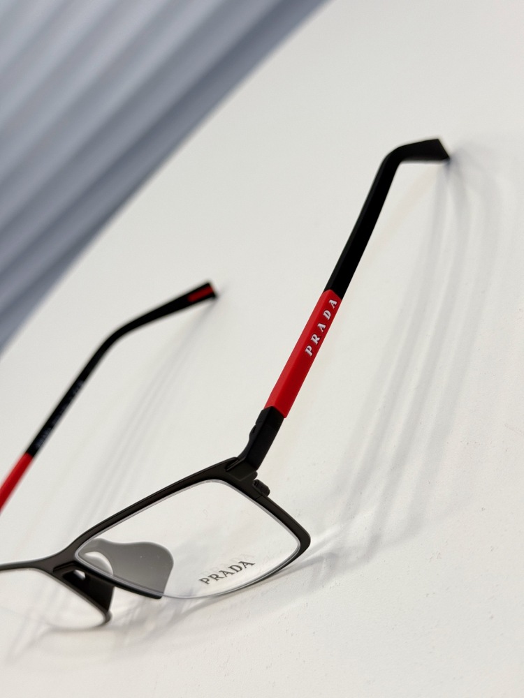 PRADA SUNGLASSES