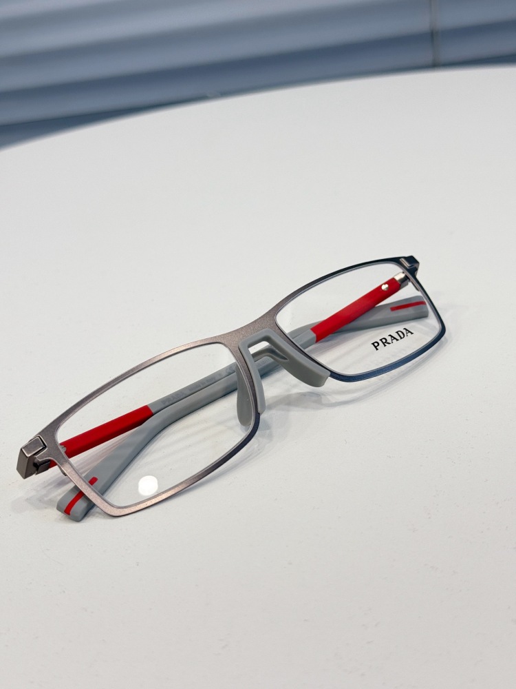 PRADA SUNGLASSES