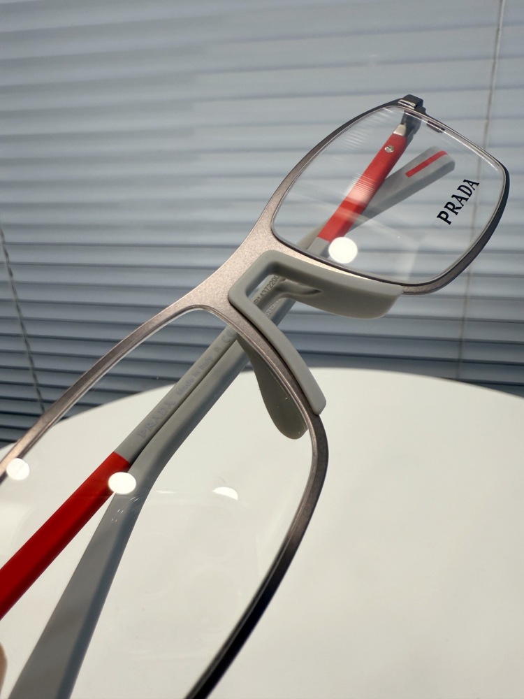 PRADA SUNGLASSES