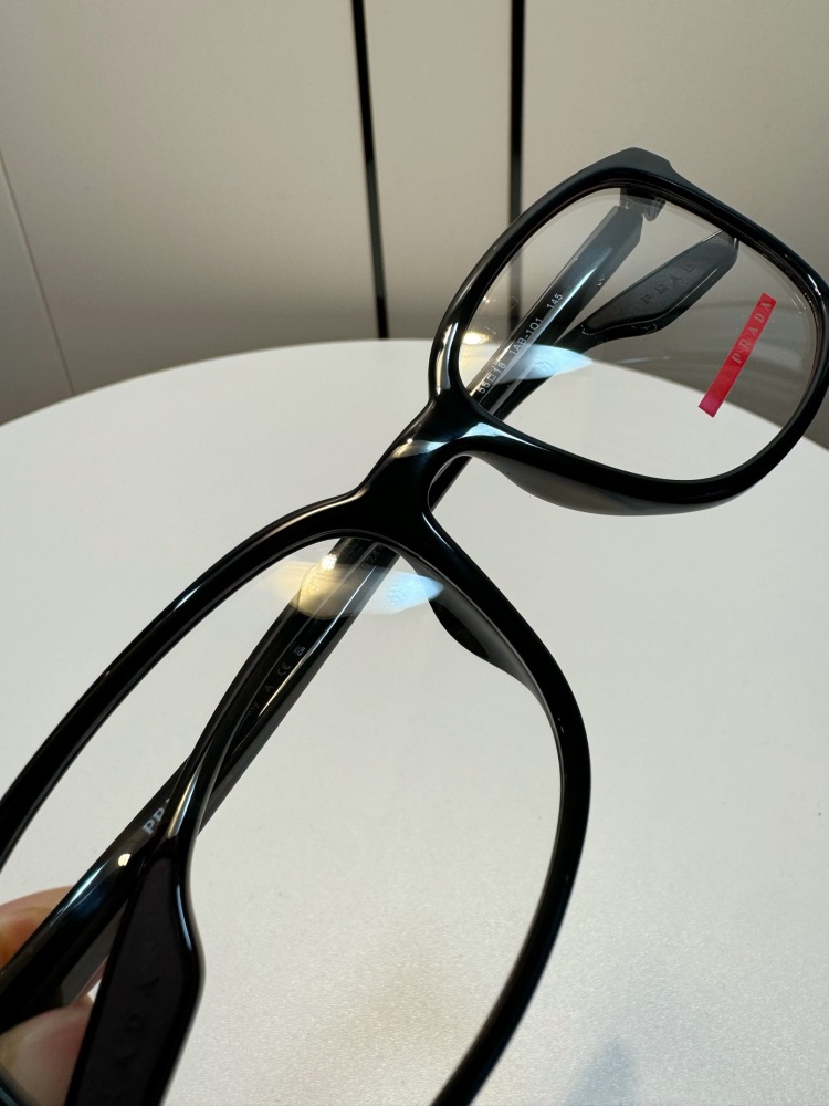 PRADA SUNGLASSES