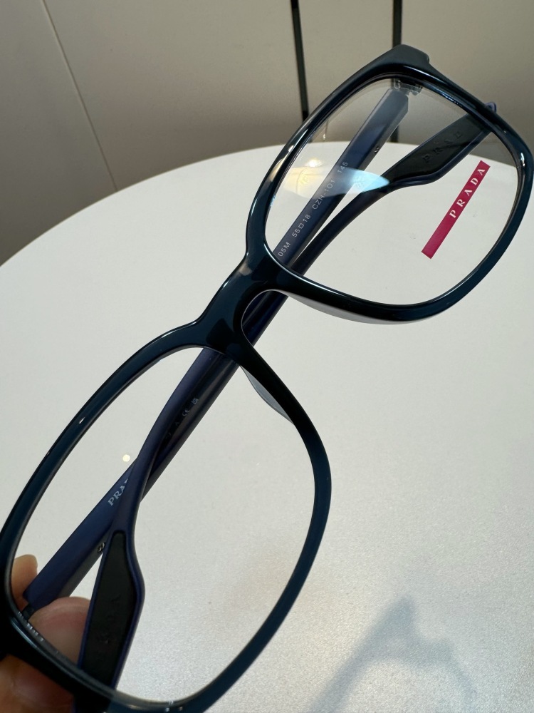 PRADA SUNGLASSES