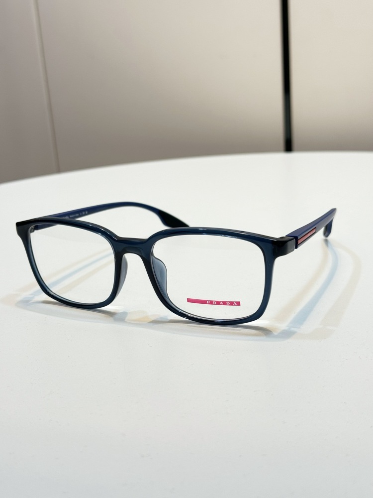 PRADA SUNGLASSES