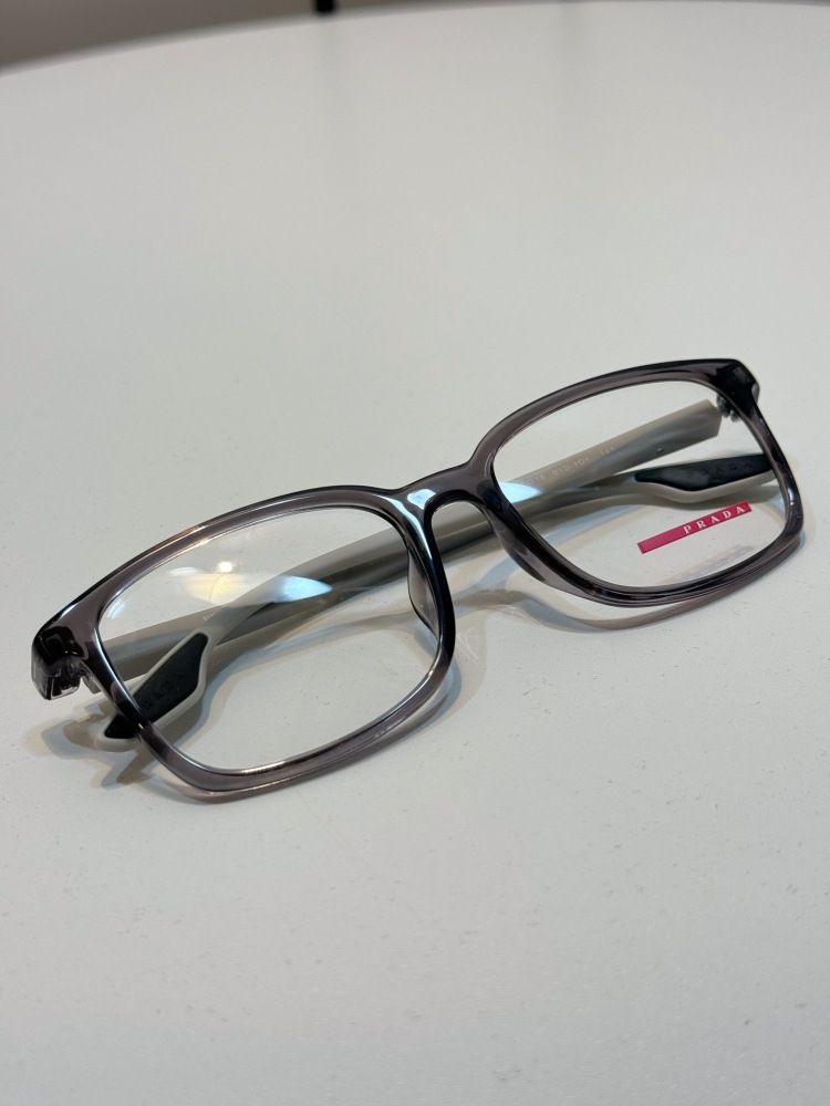 PRADA SUNGLASSES