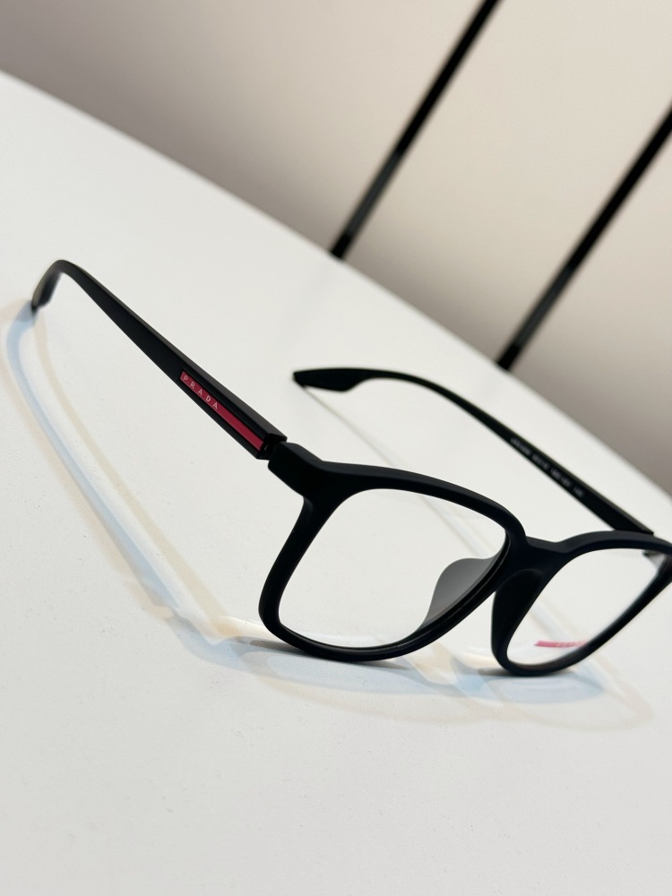 PRADA SUNGLASSES